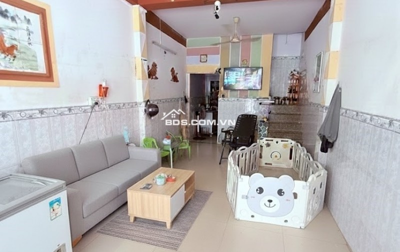 Q.8 / 40m² x 2 TẦNG / 7.x TỶ / MTKD BÔNG SAO / đang cho thuê 14tr/tháng